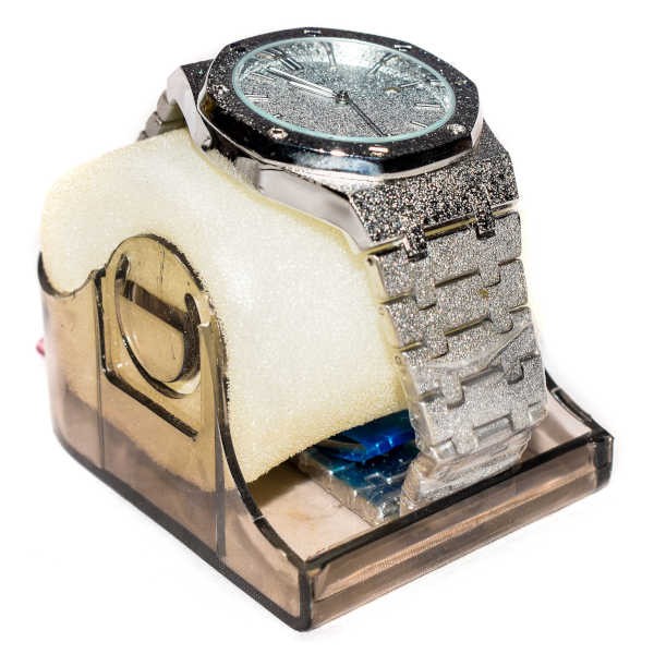 Montre AUBENIARS PLQVTI - bracelet en fer