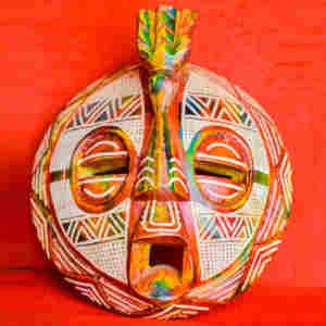 Masque BAKOTA - en bois sculpté